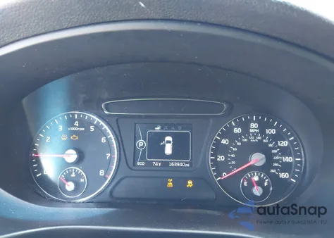 2016 Kia Sorento 2.4L Lx z USA, uszkodzony, nr VIN 5XYPGDA34GG040662